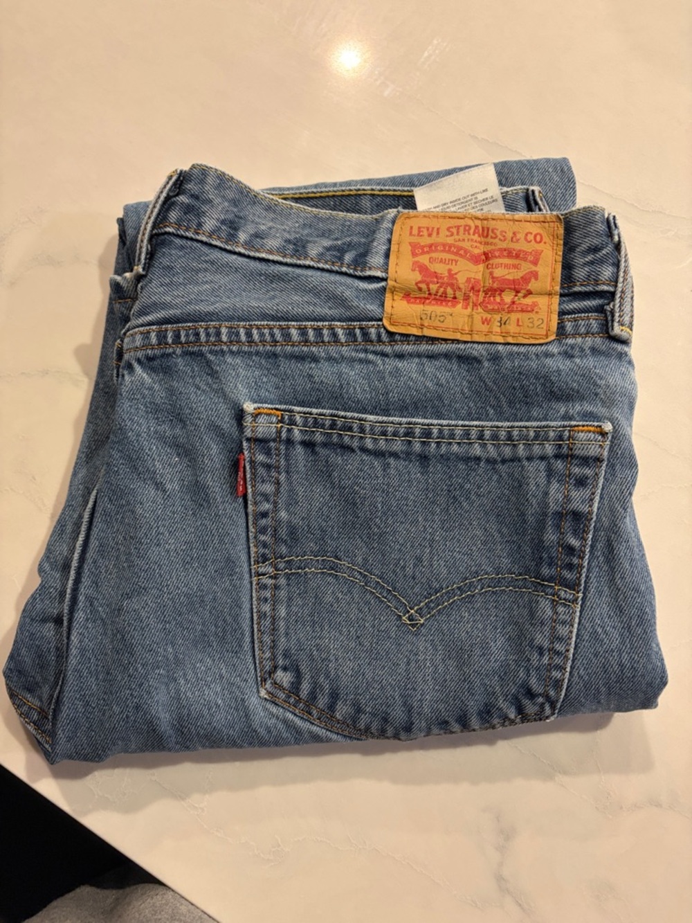 Levi's Men's Light Blue Denim Relaxed  Jeans - 34x32
